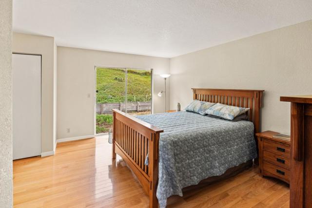 3097 Messinger Drive, Marina CA: https://media.crmls.org/mediaz/3420fba9-4b98-4692-886f-f33097cbce90.jpg