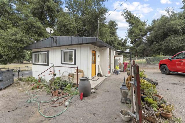 26230 N Lake Wohlford Road, Valley Center CA: https://media.crmls.org/mediaz/3421b41a-8915-4c56-9b97-c8a4738d4a53.jpg