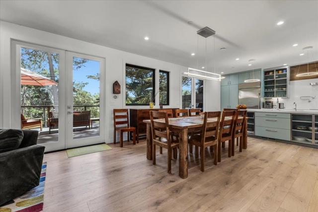 541 Dry Creek Road, Monterey CA: https://media.crmls.org/mediaz/3422c42d-5773-4996-8df0-20b59ce831d0.jpg