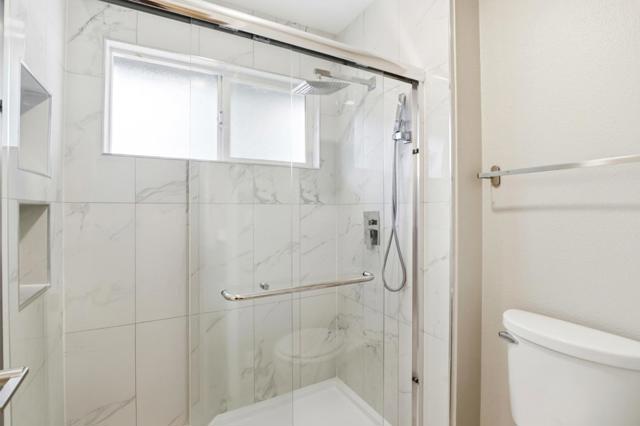 7067 Mount Vernon Way, Gilroy CA: https://media.crmls.org/mediaz/3422d6fe-75e7-400e-ab54-e25e6959680f.jpg