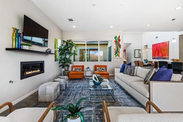 1275 Passage Street, Palm Springs CA: https://media.crmls.org/mediaz/342333e8-08ff-4362-b4ef-eb3615378b9b.jpg