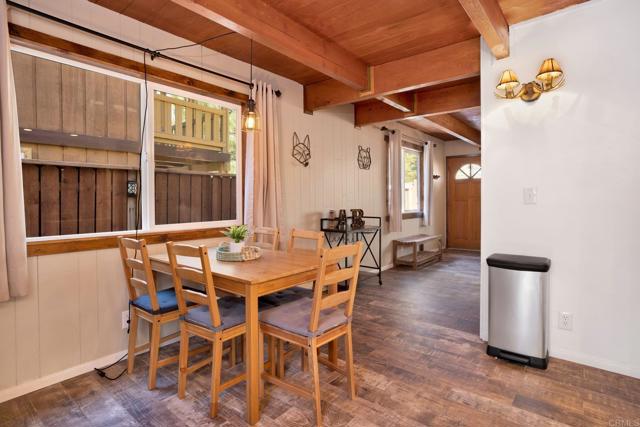 Detail Gallery Image 8 of 18 For 40221 Mill Creek Rd, Big Bear Lake,  CA 92315 - 2 Beds | 1/1 Baths