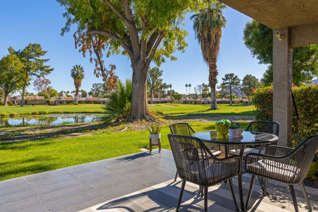 2910 Calle Loreto, Palm Springs CA: https://media.crmls.org/mediaz/34234a74-9022-4da4-9fca-e0303926e392.jpg