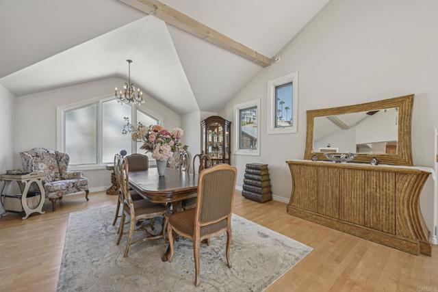 Detail Gallery Image 12 of 45 For 2542 Manchester Ave, Cardiff By The Sea,  CA 92007 - 3 Beds | 3/1 Baths