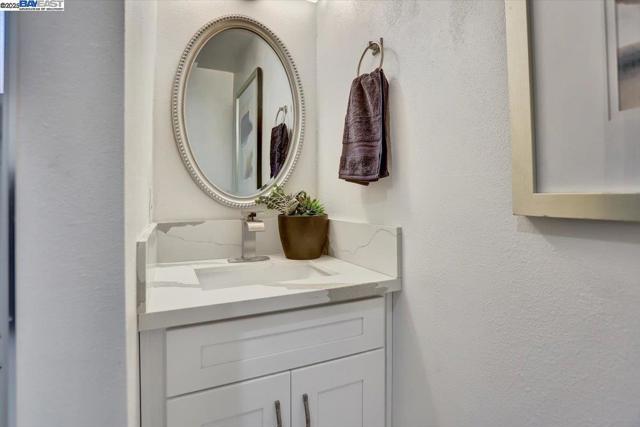 3180 Watt Ave, Sacramento CA: https://media.crmls.org/mediaz/34246047-c2cc-4963-83b0-b21c7f9810f3.jpg