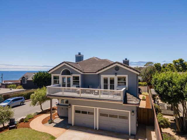 139 Santa Ana Street, El Granada CA: https://media.crmls.org/mediaz/3424b9ba-8954-4003-ad7d-e5836ee13012.jpg