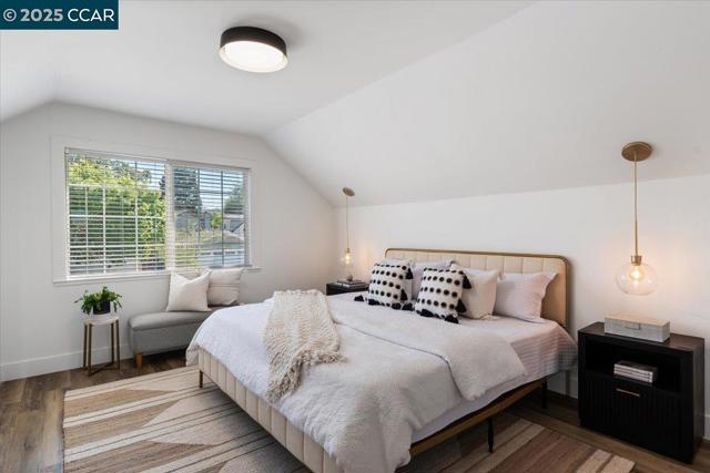 1275 Windermere Way, Concord CA: https://media.crmls.org/mediaz/3424eb43-1464-4b90-acf4-7a33f6900b83.jpg