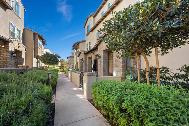 Image 25 of 32 For 16234 Veridian Circle