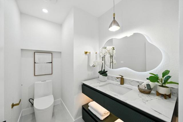 6650 Johnston Road, Pleasanton CA: https://media.crmls.org/mediaz/342599a8-dc14-428b-a6a9-1c5560282c6b.jpg