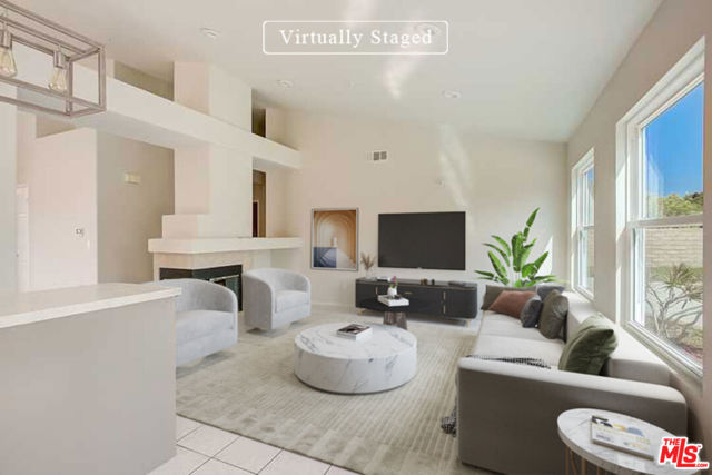 2536 LAKE Drive photo 2