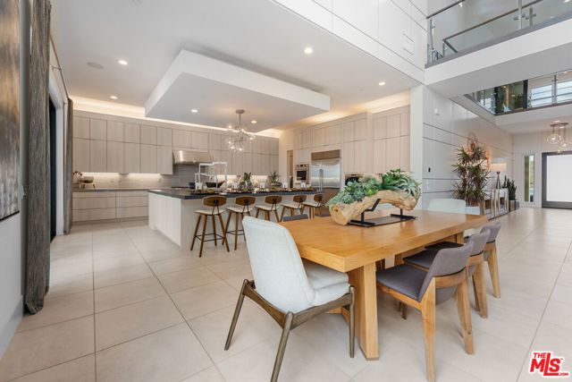 20378 W Marlow Lane, Porter Ranch CA: https://media.crmls.org/mediaz/342683d8-9da9-42ba-9520-b6adbd8294e8.jpg