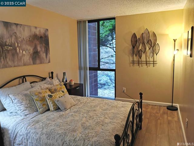 Image 17 of 25 For 555 Pierce St  328