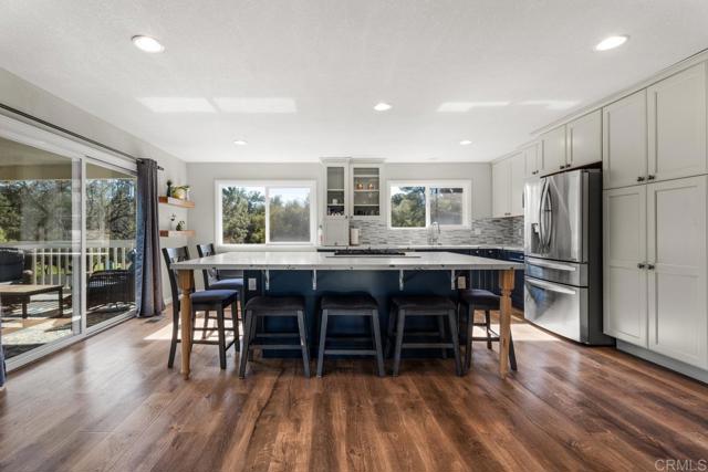 Detail Gallery Image 15 of 55 For 15912 Mussey Grade Rd, Ramona,  CA 92065 - 4 Beds | 3 Baths