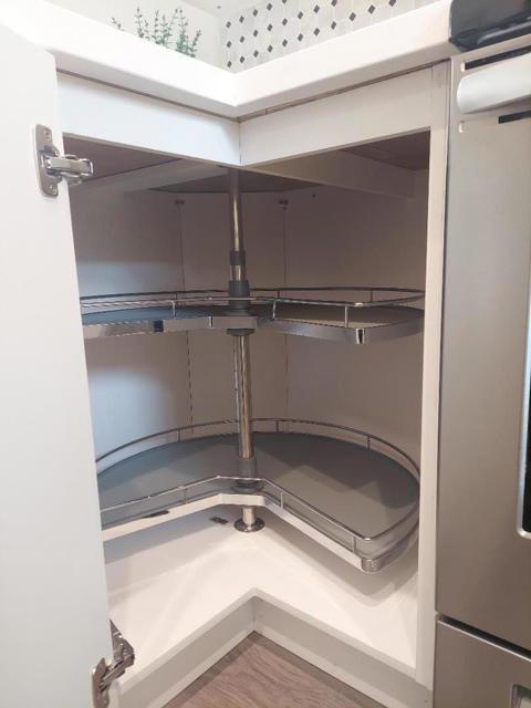 2785 S Bascom Avenue, Campbell CA: https://media.crmls.org/mediaz/34282179-504a-4c01-bdbd-895b062319f2.jpg