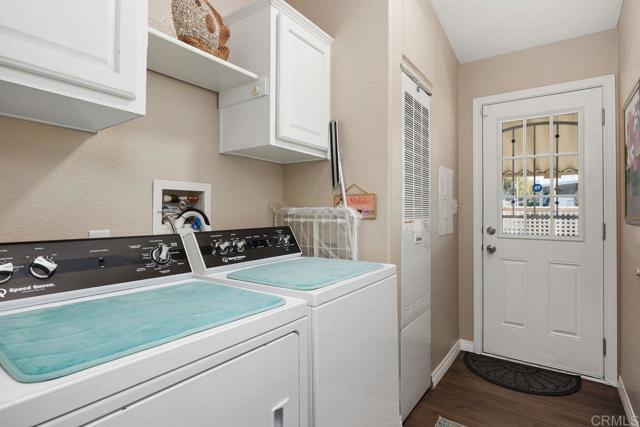 1600 E. Vista Way, Vista CA: https://media.crmls.org/mediaz/34291123-db0d-4013-9688-745c23d26652.jpg