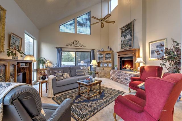 Image 11 of 29 For 54074 Linger Lane