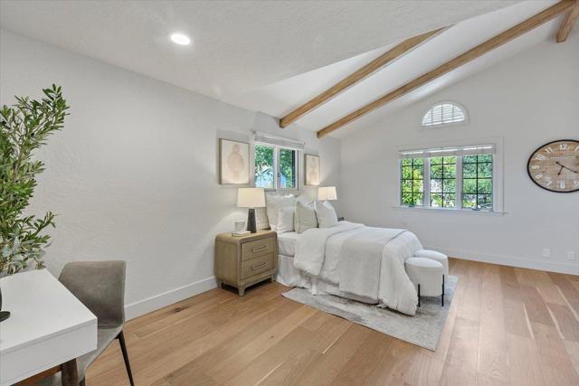17095 Summit Way, Los Gatos CA: https://media.crmls.org/mediaz/342a4670-266a-446e-b4e6-4ab4c98d97b8.jpg