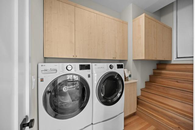 3554 Oak Knoll Drive, Redwood City CA: https://media.crmls.org/mediaz/342aa110-24a4-481a-b9fe-7f0c5649f4cd.jpg