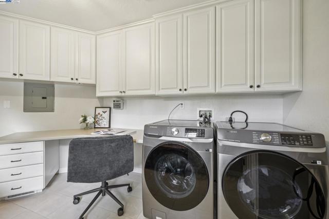 3801 Mohr Ave, Pleasanton CA: https://media.crmls.org/mediaz/342b7a8f-b60a-4536-b580-300a8987cbea.jpg