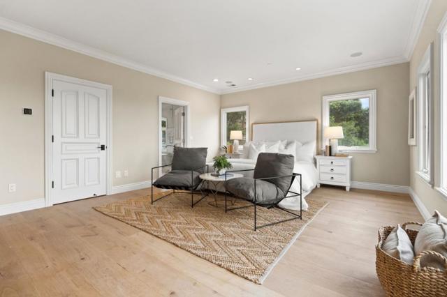 1535 Lakeview Drive, Hillsborough CA: https://media.crmls.org/mediaz/342ba34e-c6b1-418c-aed8-173b8d057b62.jpg