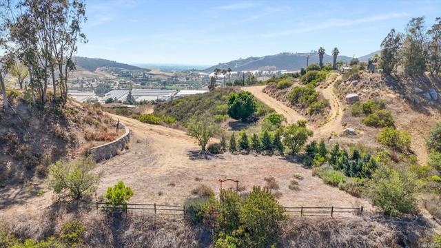 3020 22 Joni Lane, San Marcos CA: https://media.crmls.org/mediaz/342baf88-4322-40e9-b436-89d64ff1396d.jpg