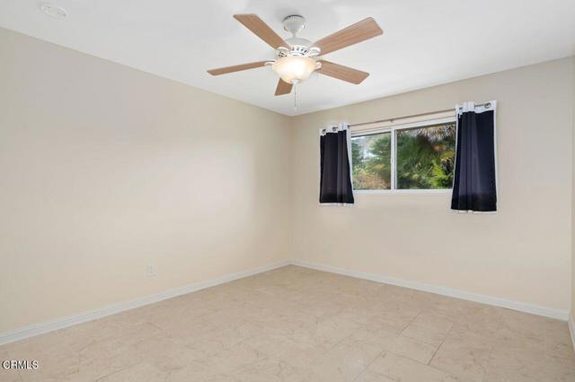 1274 Sunnycrest Avenue, Ventura CA: https://media.crmls.org/mediaz/342cd353-8188-4892-82a5-f08b806f5597.jpg