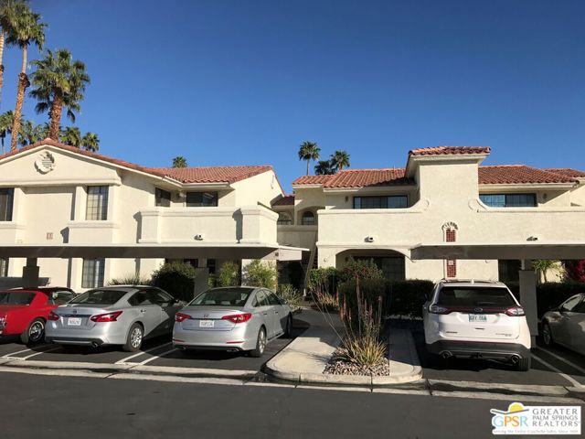 2701 E Mesquite Ave Unit EE165 Avenue, Palm Springs CA: https://media.crmls.org/mediaz/342cd921-c2bb-4b93-b2d9-0cff870862fe.jpg
