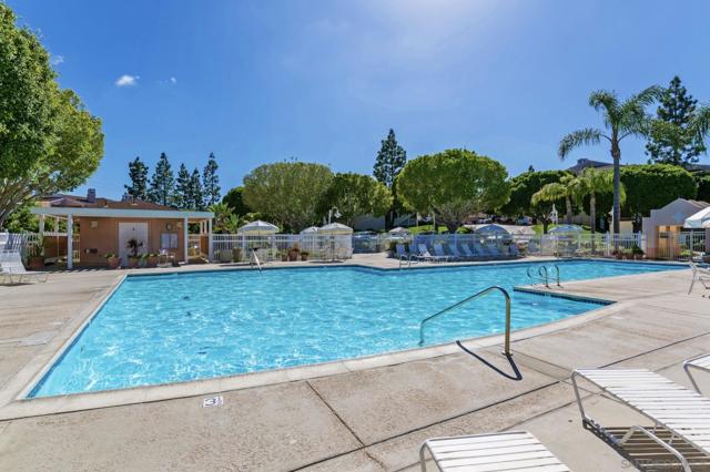 7248 Camino Degrazia, San Diego CA: https://media.crmls.org/mediaz/342d10ea-8fd9-4650-af39-759260a8baf5.jpg