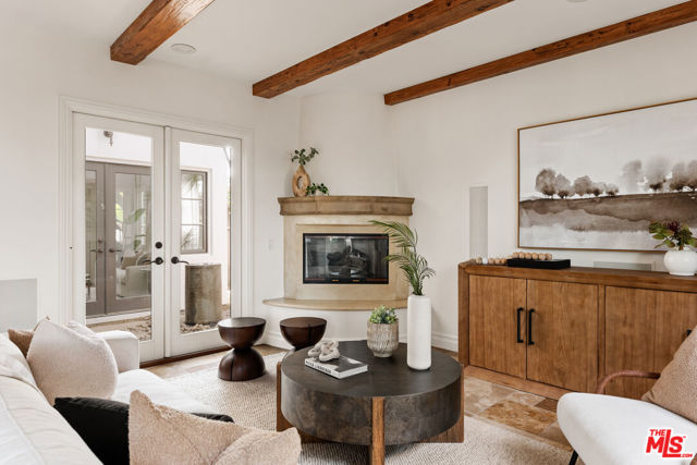 7320 Trask Avenue, Playa del Rey CA: https://media.crmls.org/mediaz/342e2b4c-6dd2-470a-9be7-22e0a66873d3.jpg