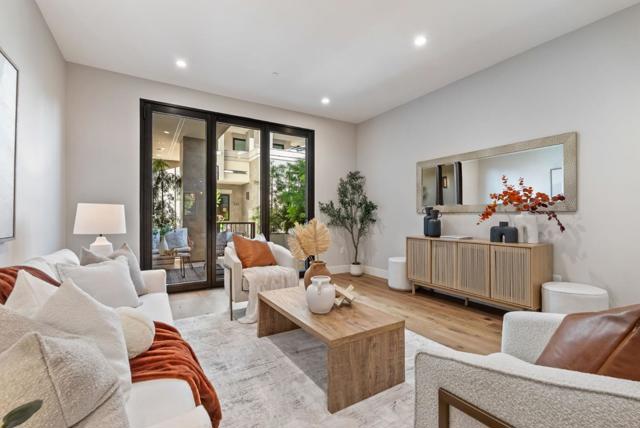 221 Hope Street, Mountain View CA: https://media.crmls.org/mediaz/342e646e-b83c-46aa-bc21-51b5eef273bb.jpg