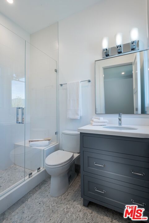 530 Arbramar Avenue, Pacific Palisades CA: https://media.crmls.org/mediaz/342fbd5e-a90d-43f7-a3da-70d1c7ead936.jpg