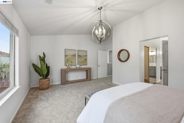 Image 38 of 55 For 15518 Harbor Way