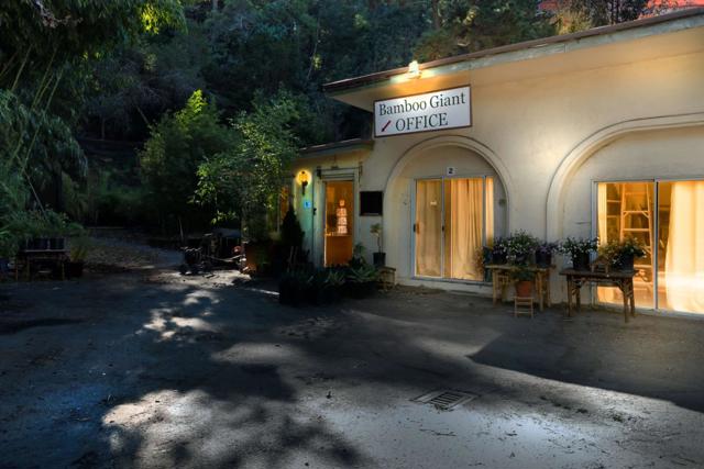 5601 Freedom Boulevard, Aptos CA: https://media.crmls.org/mediaz/3431b328-d121-4801-9f6b-0607bab0c198.jpg