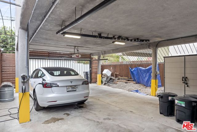 12219 Culver Boulevard, Los Angeles CA: https://media.crmls.org/mediaz/3431d9d1-624e-42f5-9030-d3c8064031c2.jpg