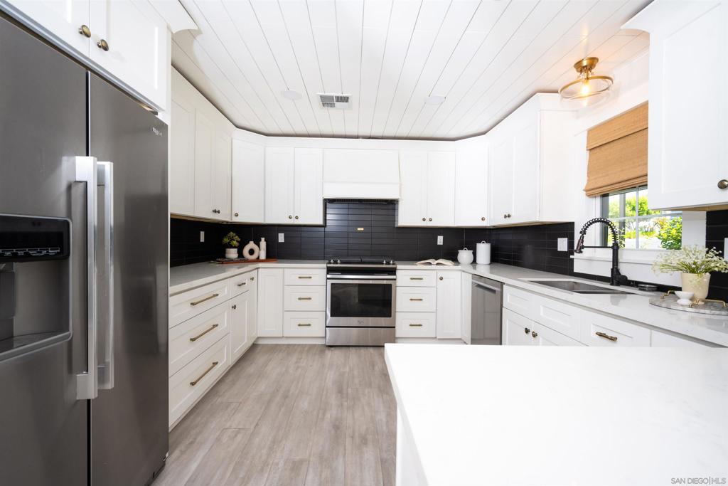 1930 San Marcos Blvd - photo 11