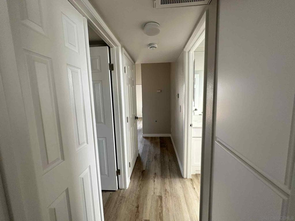 MLS #250037927SD image #10