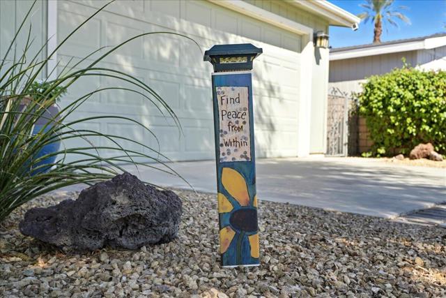 73974 Zircon W Circle, Palm Desert CA: https://media.crmls.org/mediaz/34329d5f-efd6-4854-b380-012229d11e2b.jpg