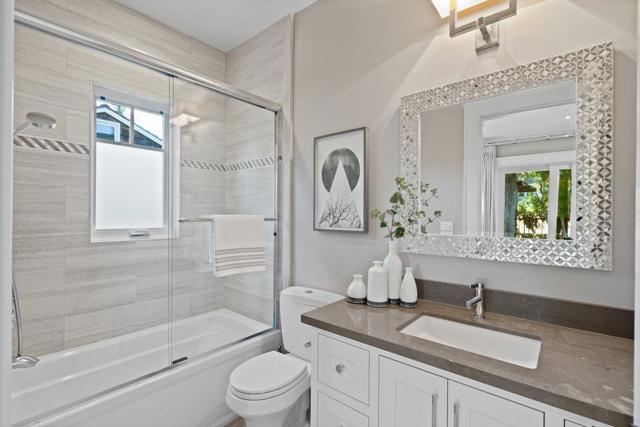 Image 25 of 92 For 1180 Lemon Avenue