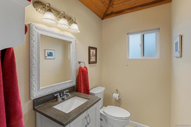 16327 Woodson View Rd, Poway CA: https://media.crmls.org/mediaz/34335169-cd41-48df-873e-3b21a895000e.jpg
