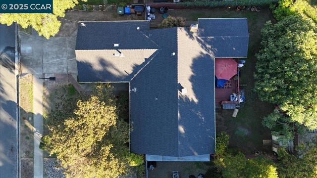 2644 E Olivera Rd, Concord CA: https://media.crmls.org/mediaz/3433d525-deab-46b7-bf61-752a7068f896.jpg