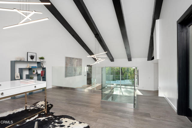 31673 Foxfield Drive, Westlake Village CA: https://media.crmls.org/mediaz/343442ba-5ca4-4027-8a5d-d6619284bba6.jpg