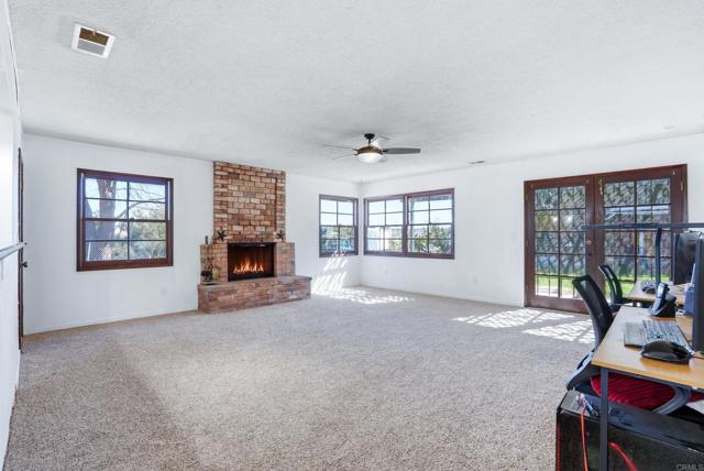 Detail Gallery Image 15 of 44 For 7851 Parma Ln, San Diego,  CA 92126 - 4 Beds | 2 Baths