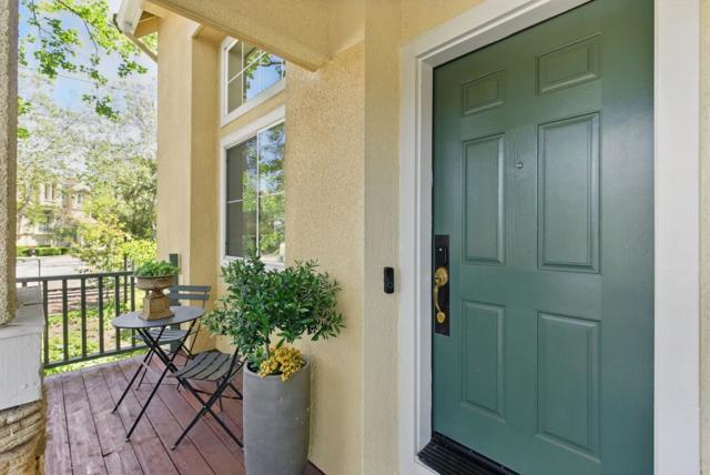353 Whisman Station Drive, Mountain View CA: https://media.crmls.org/mediaz/34355125-19da-45ab-b2a8-9d5044b9bbfa.jpg