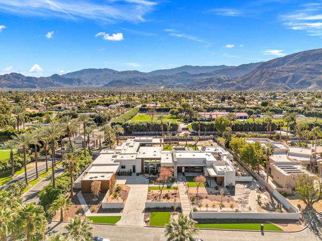 Image 2 of 35 For 3 Shakespeare Court