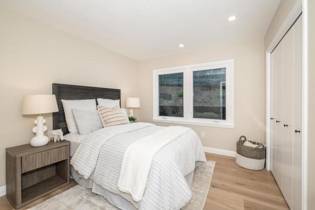 3803 Hamilton Way, Redwood City CA: https://media.crmls.org/mediaz/343662af-c5f5-43bd-a687-01849c97365d.jpg