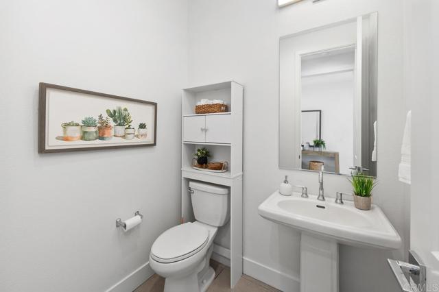 Detail Gallery Image 17 of 73 For 10635 Melogold Way, San Diego,  CA 92126 - 4 Beds | 3/1 Baths