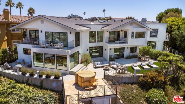 4217 Don Carlos Dr, Los Angeles, CA 90008