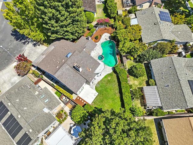 5995 Via Del Cielo, Pleasanton CA: https://media.crmls.org/mediaz/3437960b-5971-44e1-8902-49e36908807c.jpg