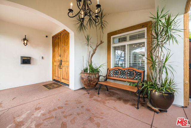 4520 TYRONE Avenue, Sherman Oaks CA: https://media.crmls.org/mediaz/3437dc18-4261-4a10-b133-24b69dc5468b.jpg