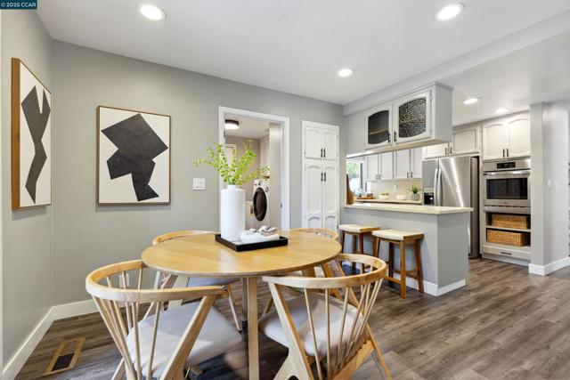 5104 Alhambra Valley Rd, Martinez CA: https://media.crmls.org/mediaz/3437ef8b-ca79-44e7-acc9-a259f862db79.jpg